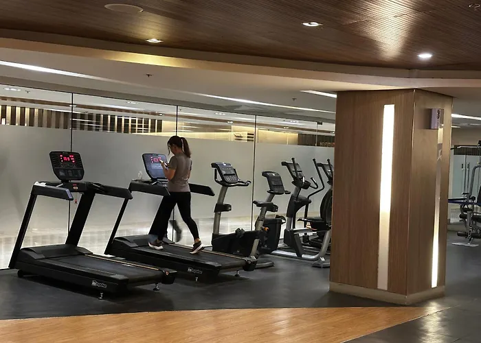 Shore 3 Moa Airport Manila
